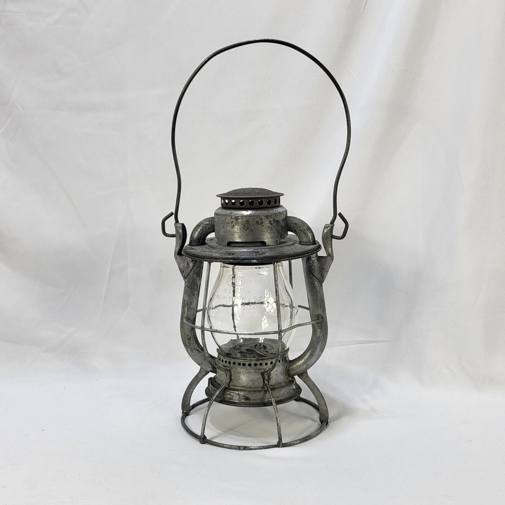 Dietz Vesta Railroad Lantern New York Central Vintage Kerosene Clear Globe USA